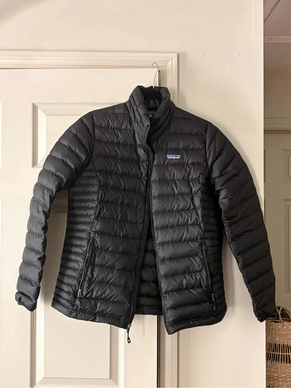 Patagonia Black Down Insulated Jacket - Women's Lightweight Puff